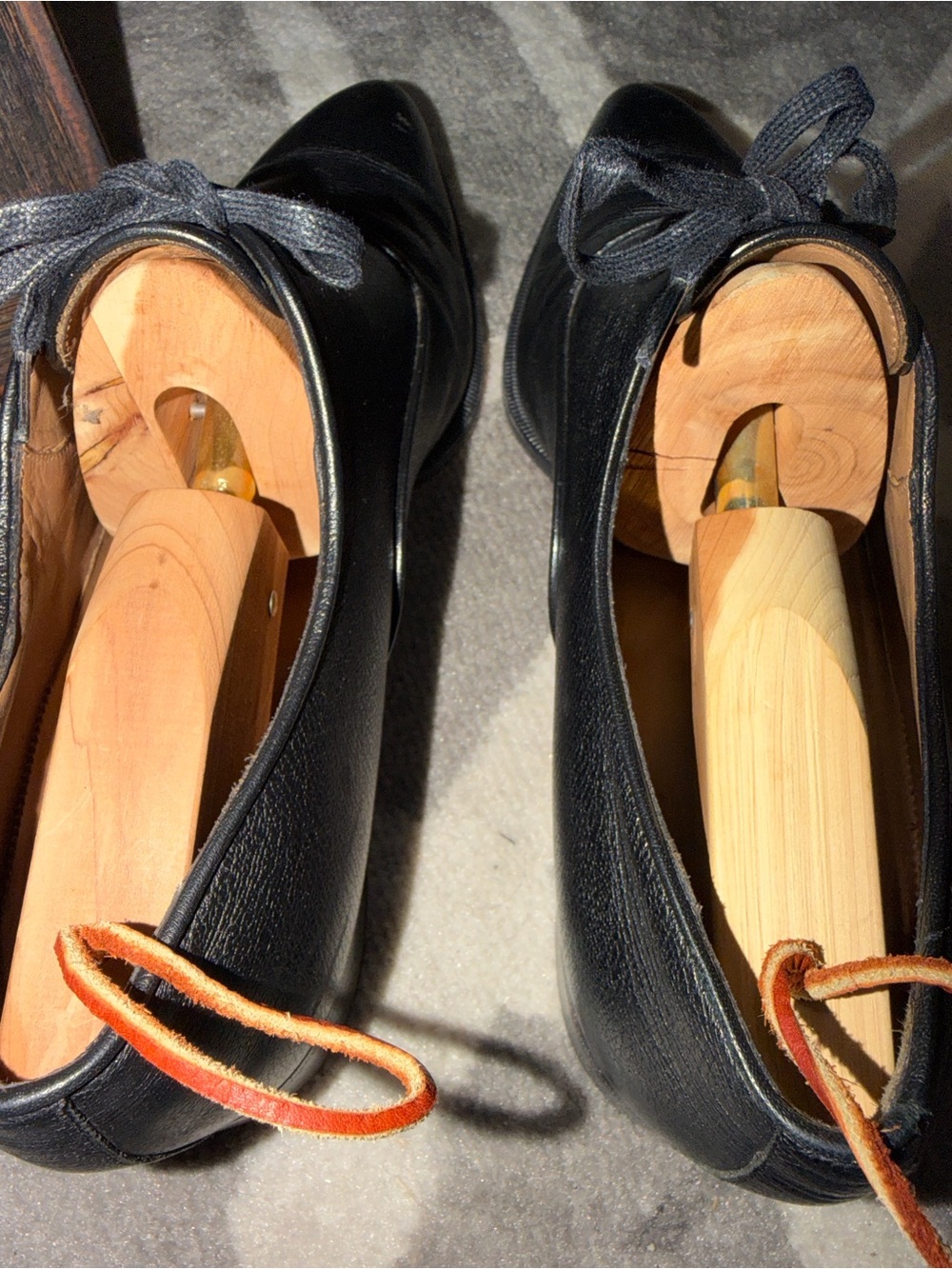 Christian Louboutin Men’s Sz 11 US “Pelvis” Black Leather Oxfords - Picture 6 of 7